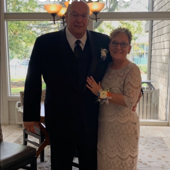 Meet your Posher, Jeanne - Picture 2 of 2